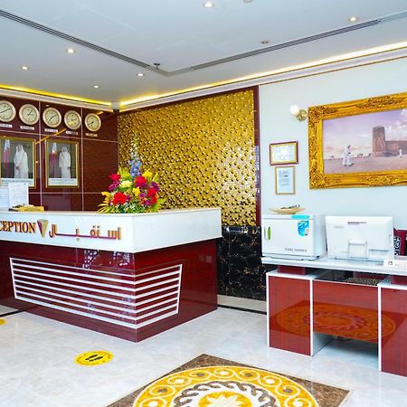 La Villa Palace Hotel Доха Екстериор снимка
