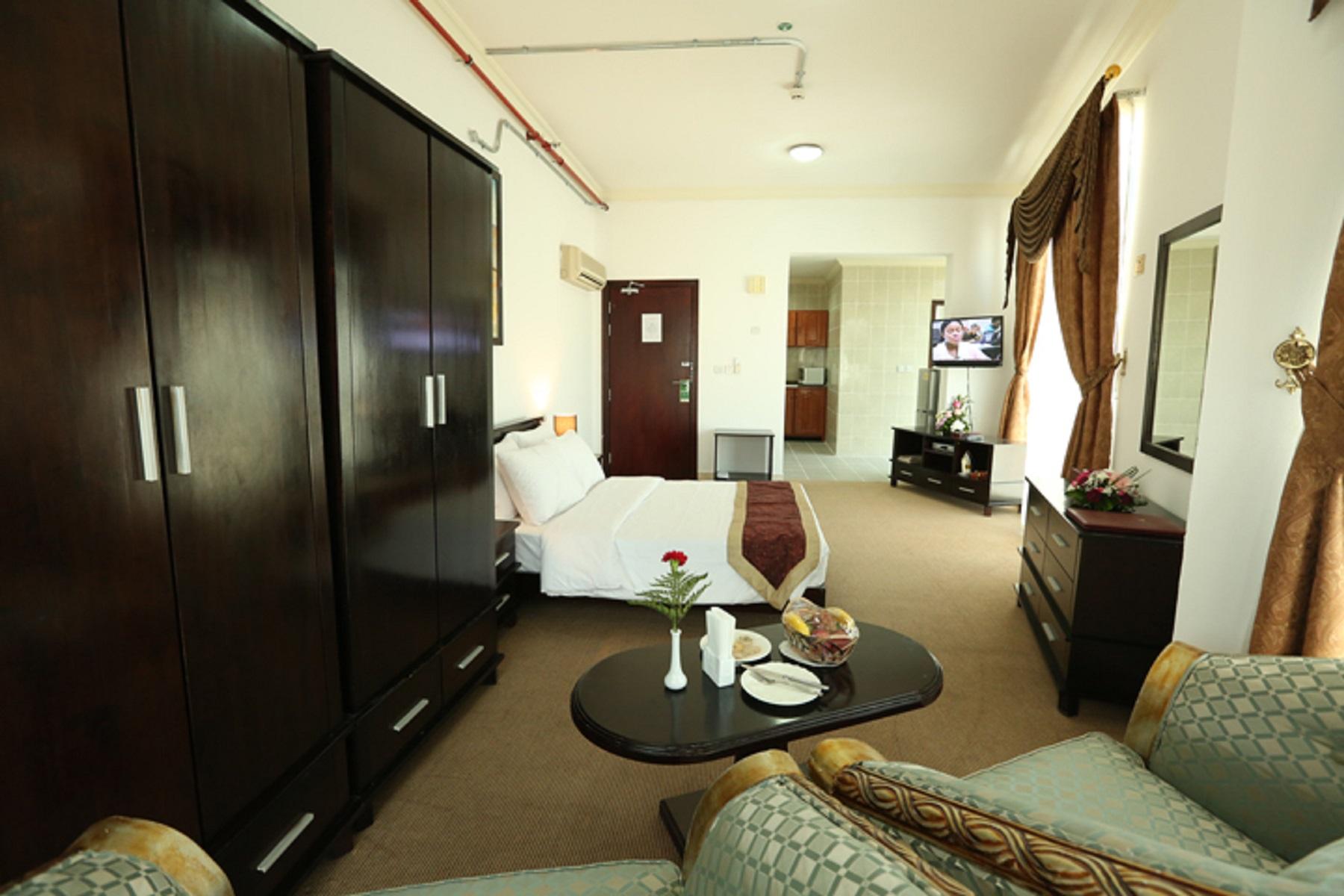 La Villa Palace Hotel Доха Екстериор снимка
